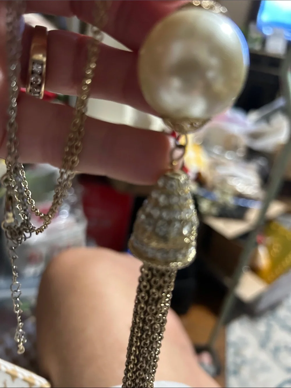 N/A elegant gold